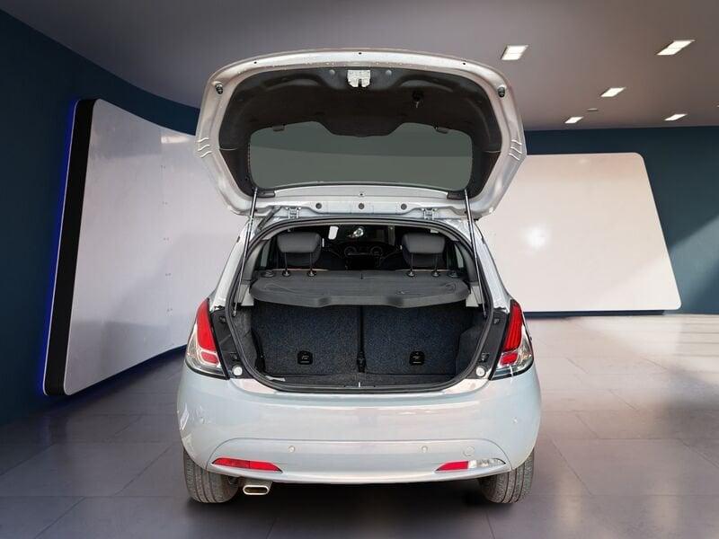 Lancia Ypsilon III 2021 1.0 firefly hybrid Gold s&s 70cv