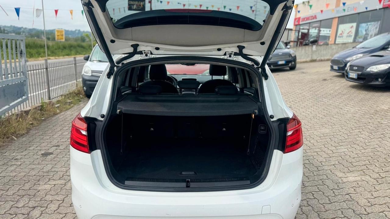 Bmw 216 D 1.5 DIESEL 2017 FULL OPTIONALNEOP.