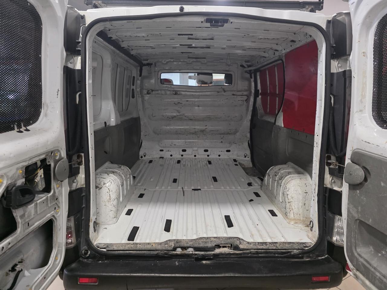 RENAULT MASTER 1.9 DIESEL DEL NORD ITA 2005