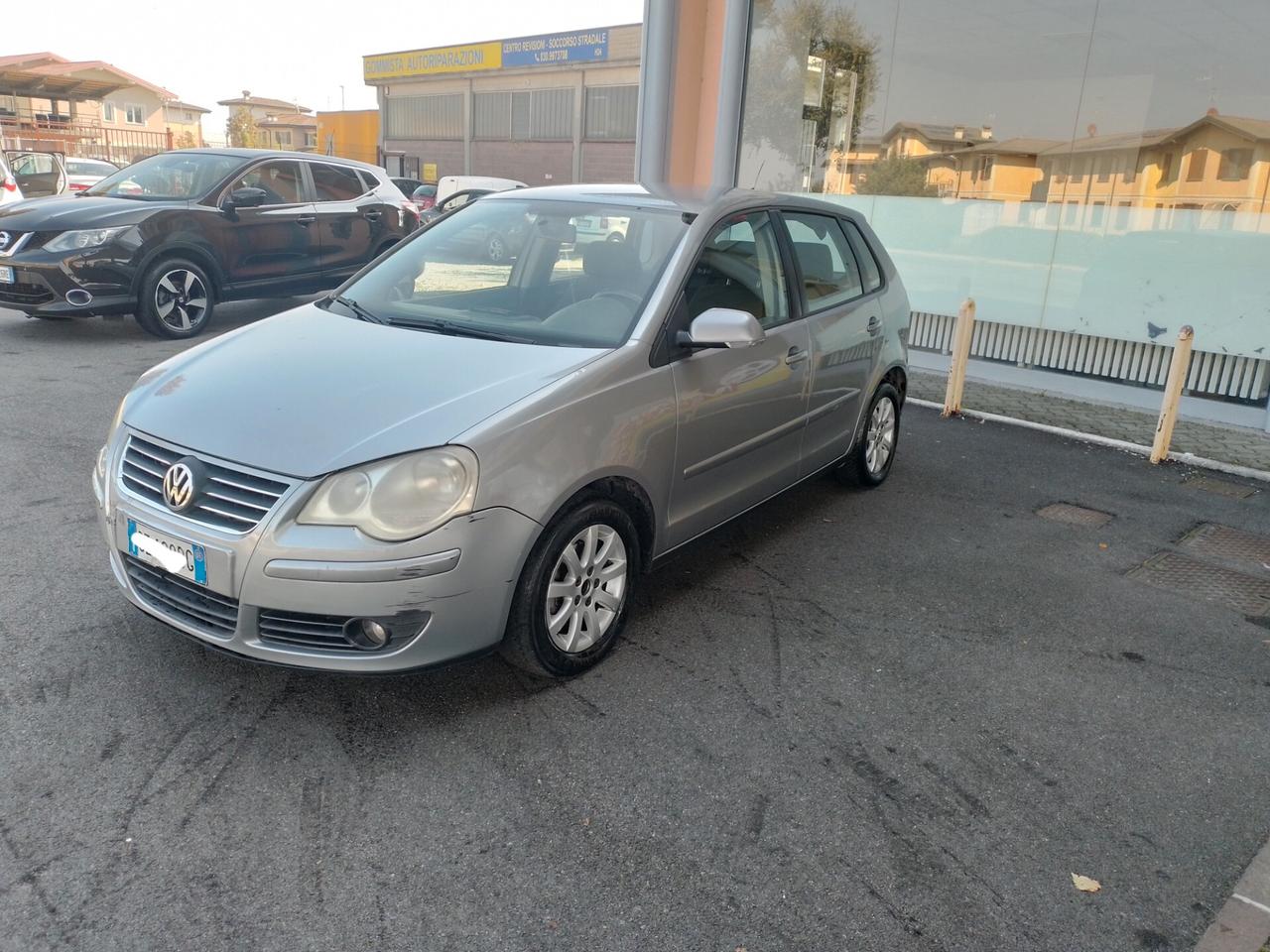 Volkswagen Polo 1.4/80CV TDI 5p. Sportline