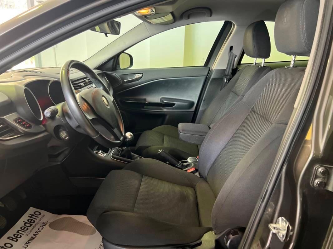 Alfa Romeo Giulietta 1.6 JTD 105 CV Distinctive
