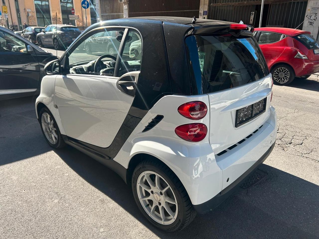 Smart ForTwo 800 40 kW coupé passion cdi