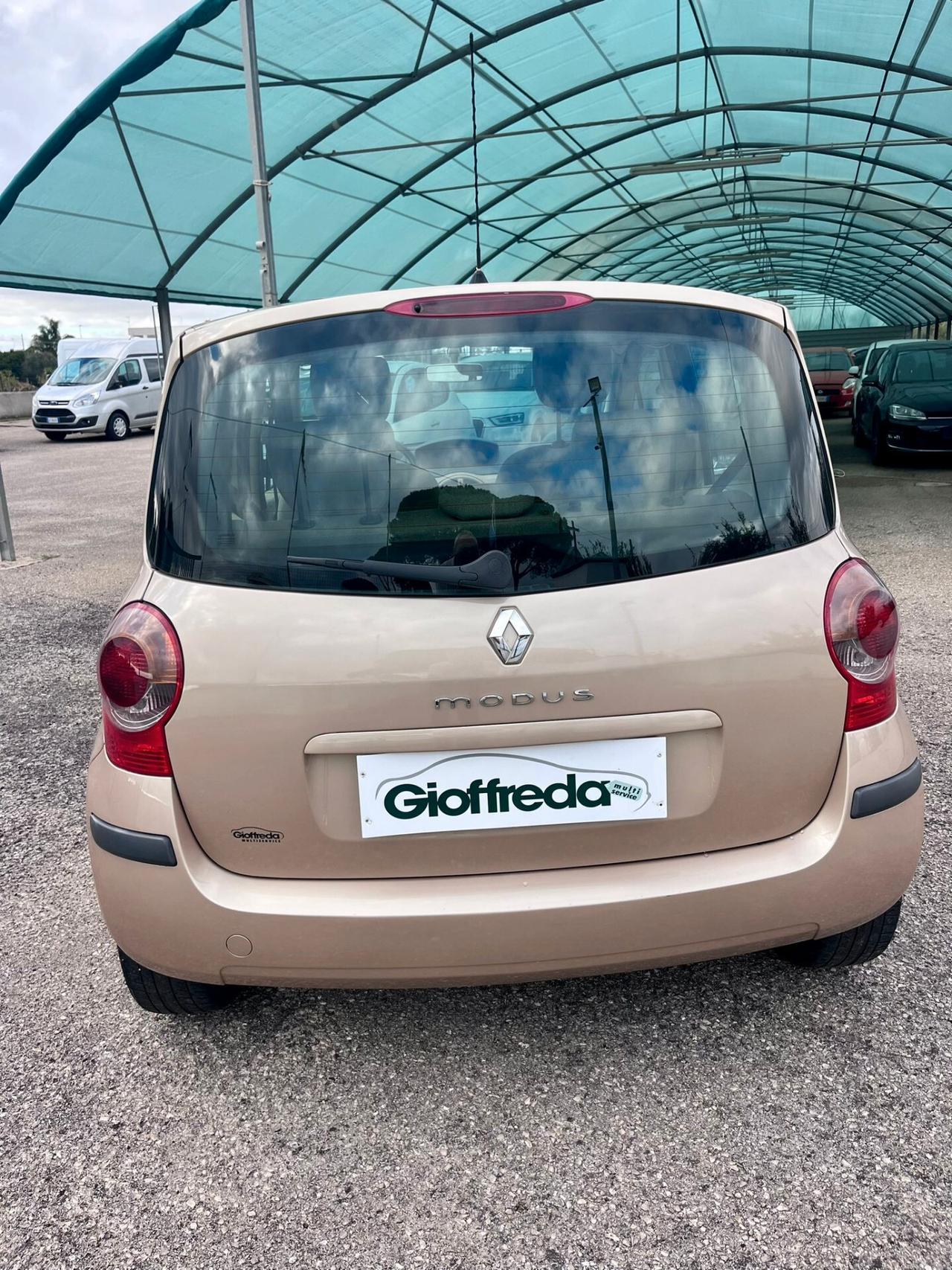 Renault Modus 1.5 dCi 82CV Luxe Dynamique