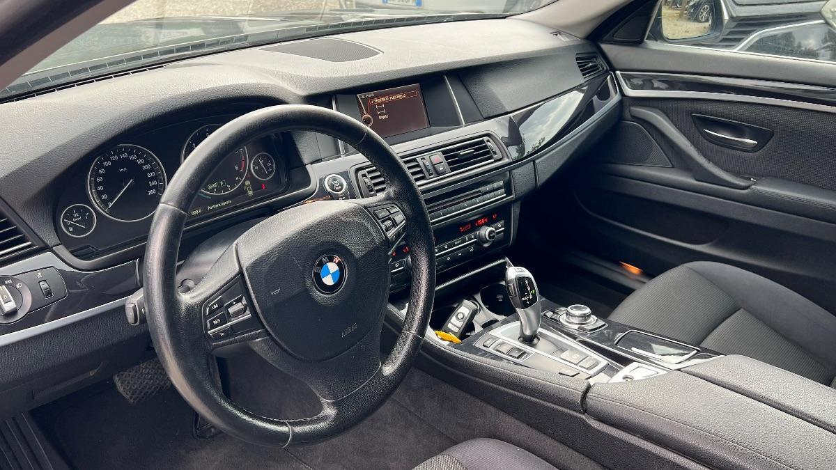 BMW - Serie 5 Touring 520d Touring Business 184cv auto E6