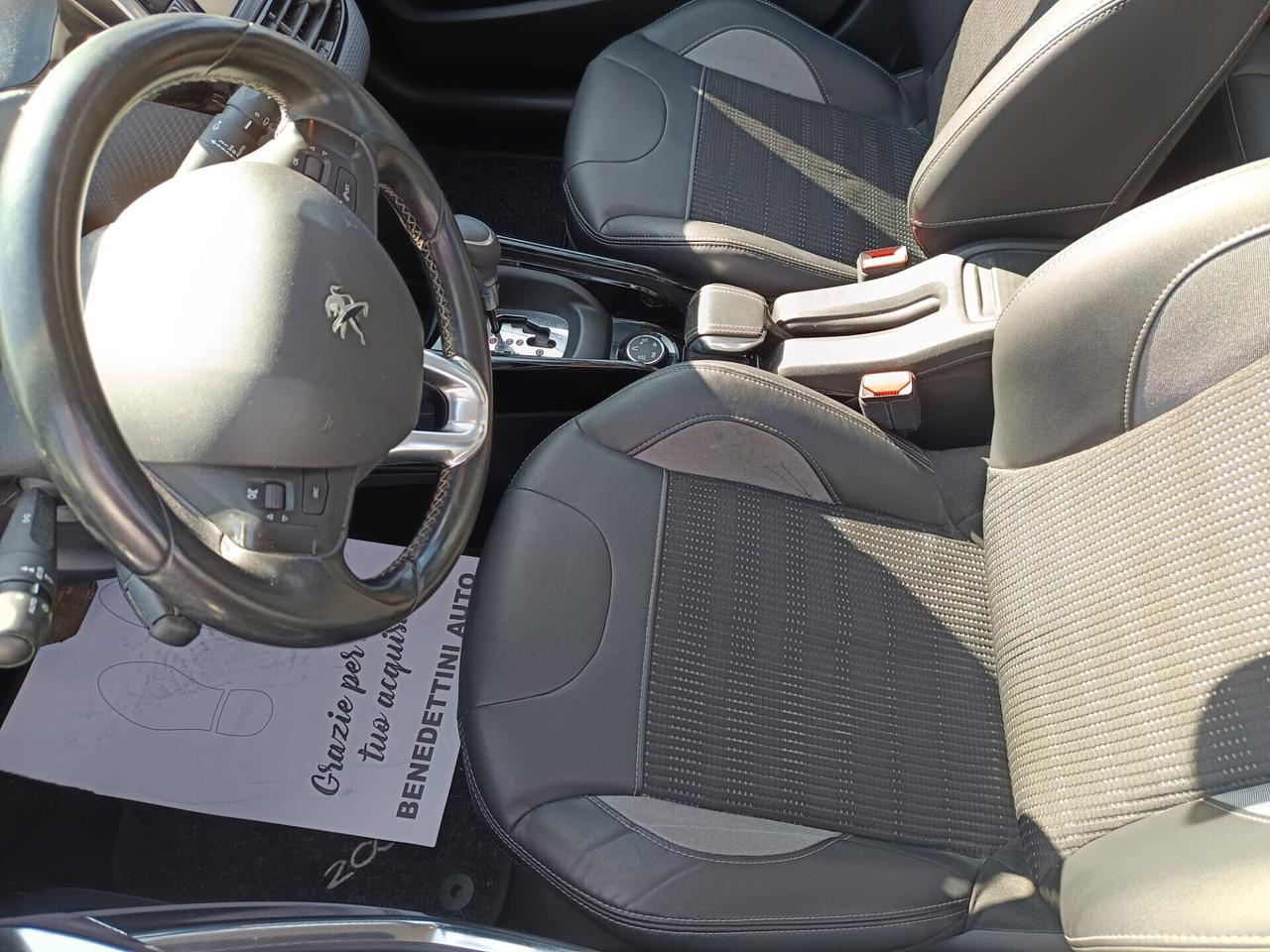 Peugeot 2008 PureTech 110 EAT6 Allure Tua a 177€ al Mese
