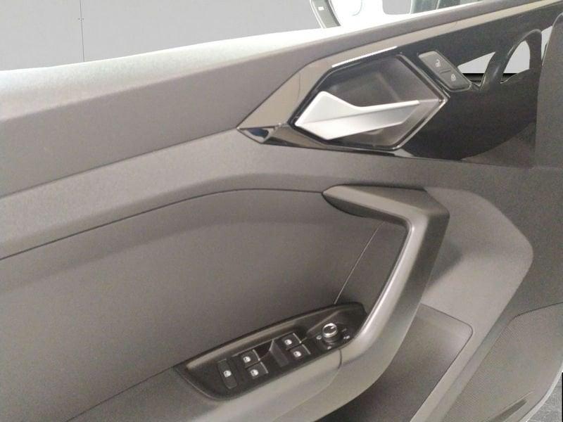 Audi A1 Sportback 25 1.0 tfsi Admired my20