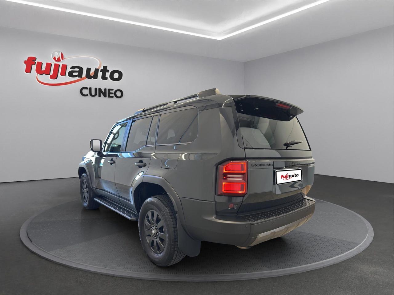 Toyota Land Cruiser 2.8 d-4d Adventure awd auto