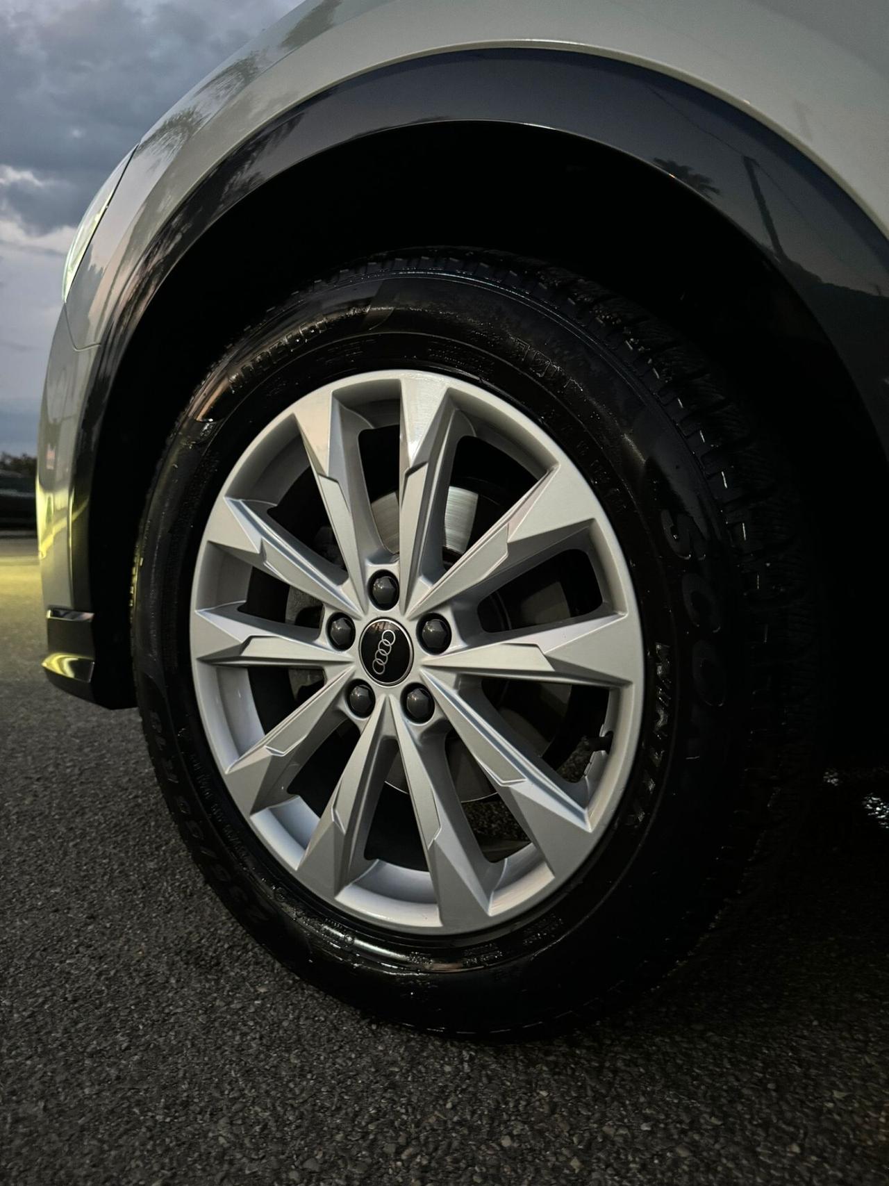 Audi Q3 Sportback 35 TDI S-tronic Business Plus Matrix
