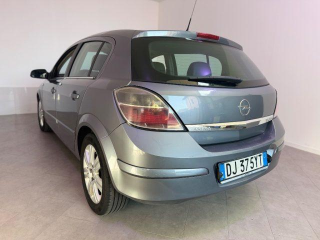 OPEL Astra 1.7 CDTI 101CV 5 porte Cosmo