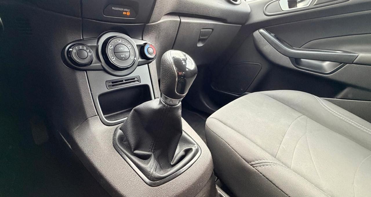 Ford Fiesta 1.5 TDCi 95CV 5 porte ST-Line