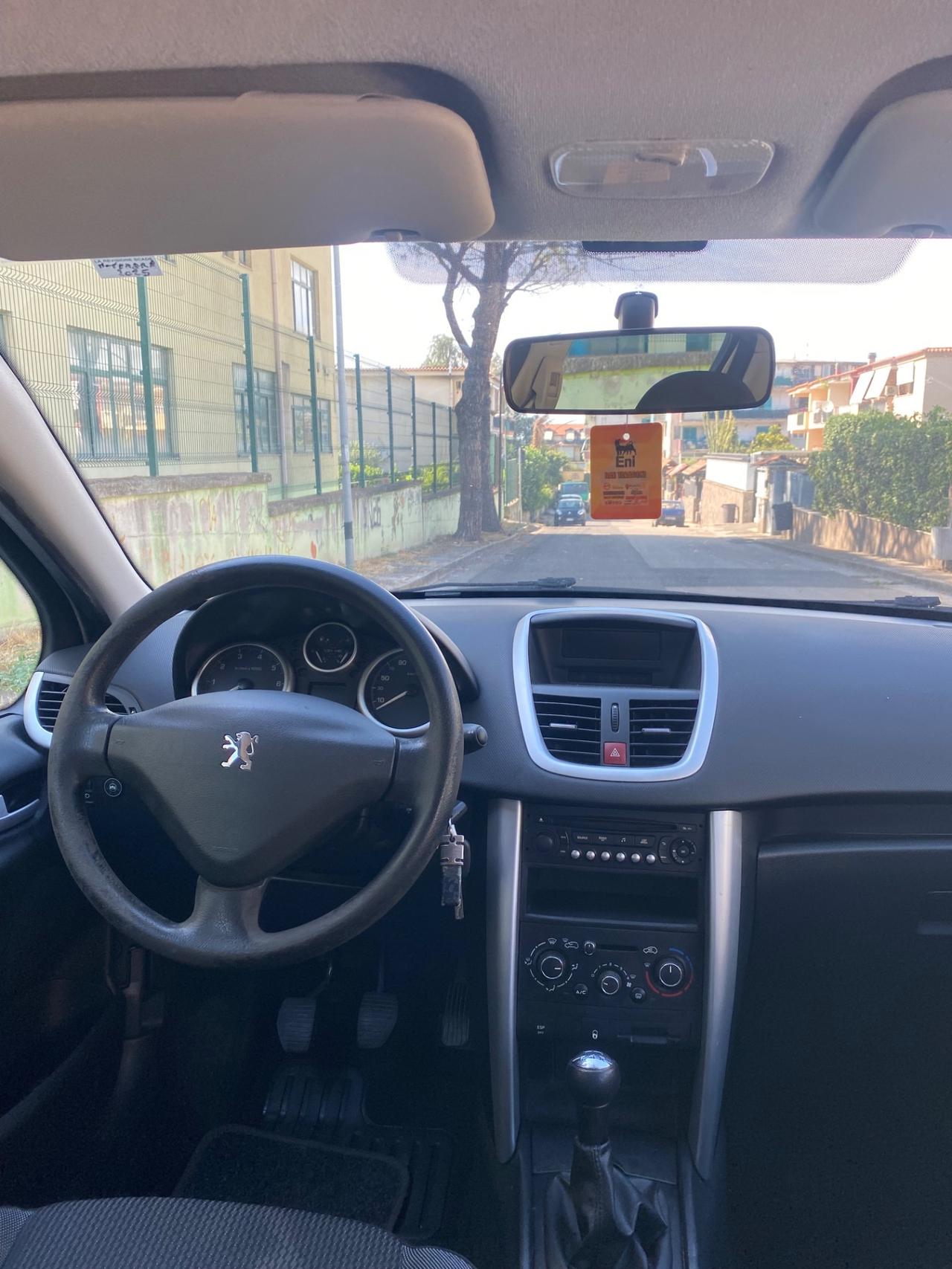 Peugeot 207 Plus 1.4 8V 75CV 5p. ECO GPL