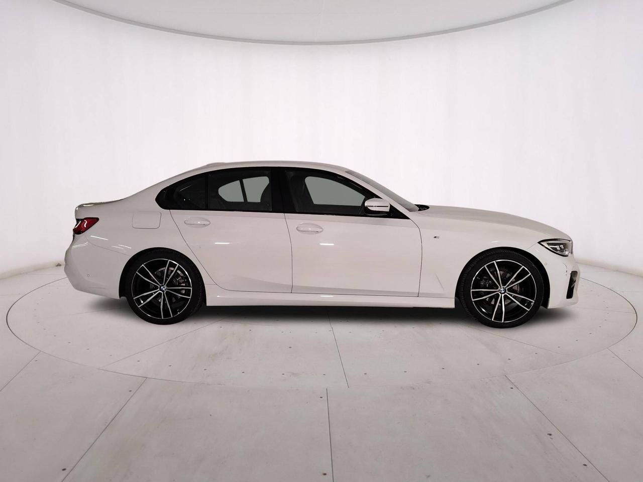 BMW Serie 3 318d Berlina MSport