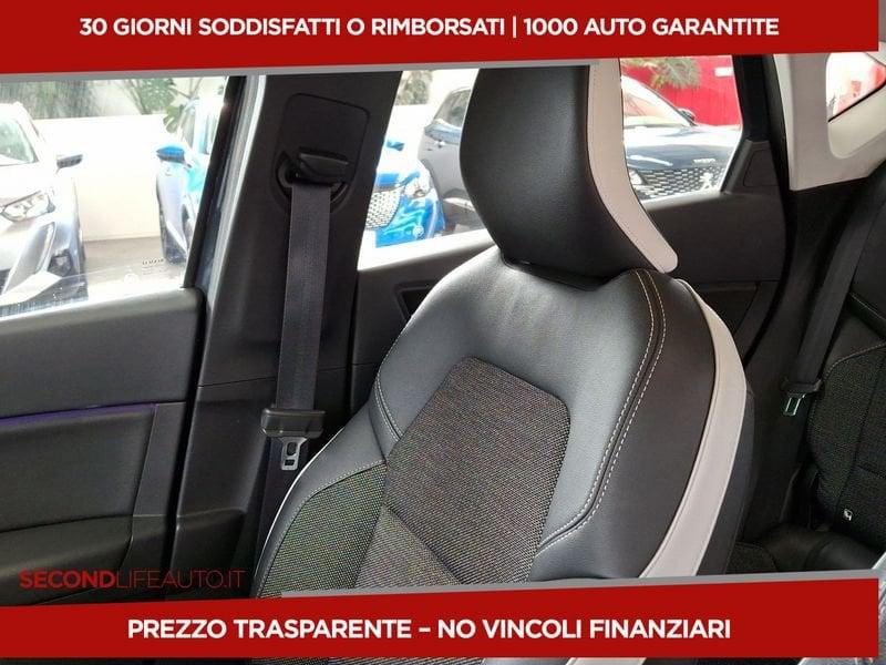 Renault Captur 1.6 E-Tech phev Initiale Paris 160cv auto