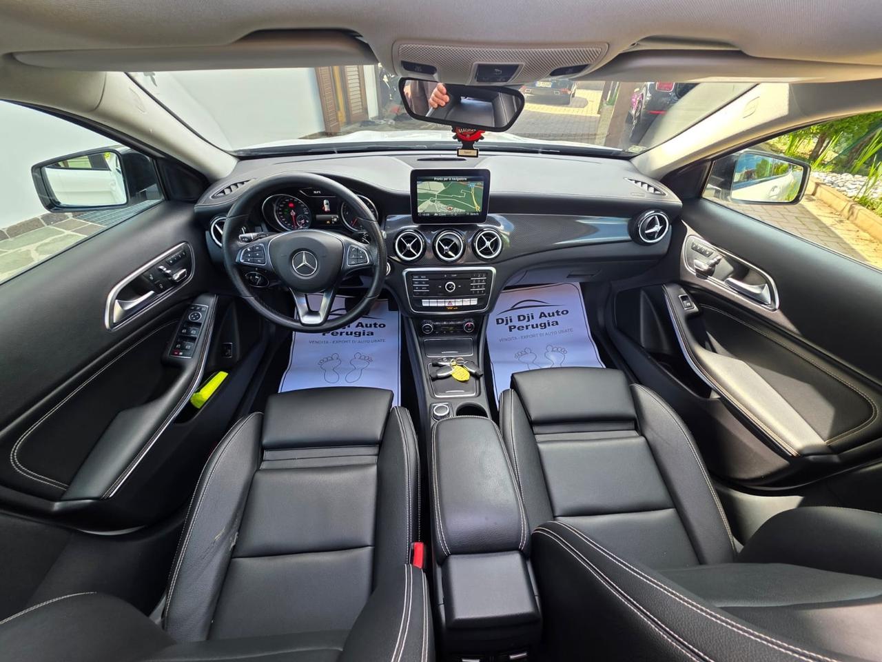 Mercedes-benz GLA 200 d Automatic Premium