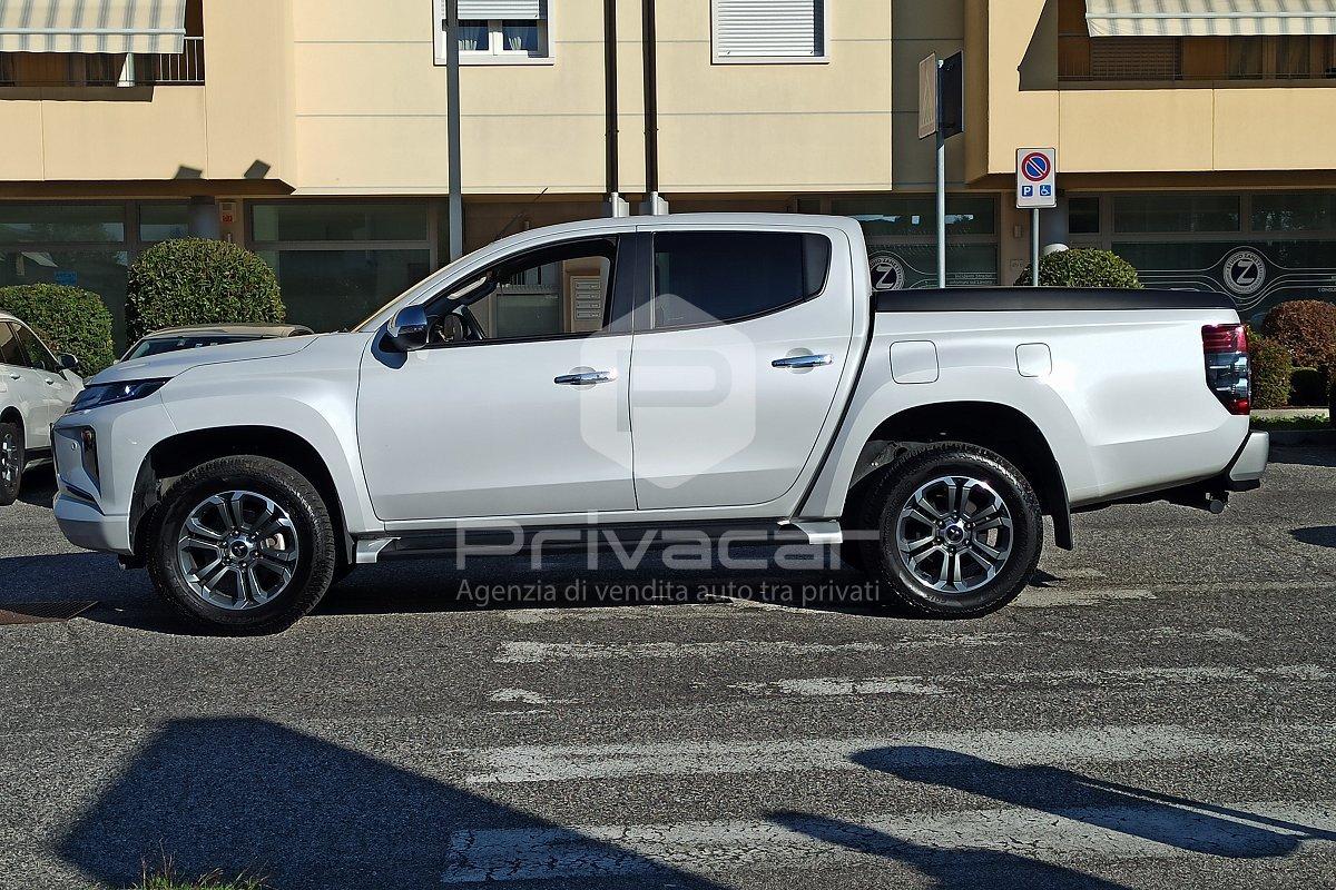 MITSUBISHI L200 2.3 D Double Cab 4x4 Super Select Diamond aut.