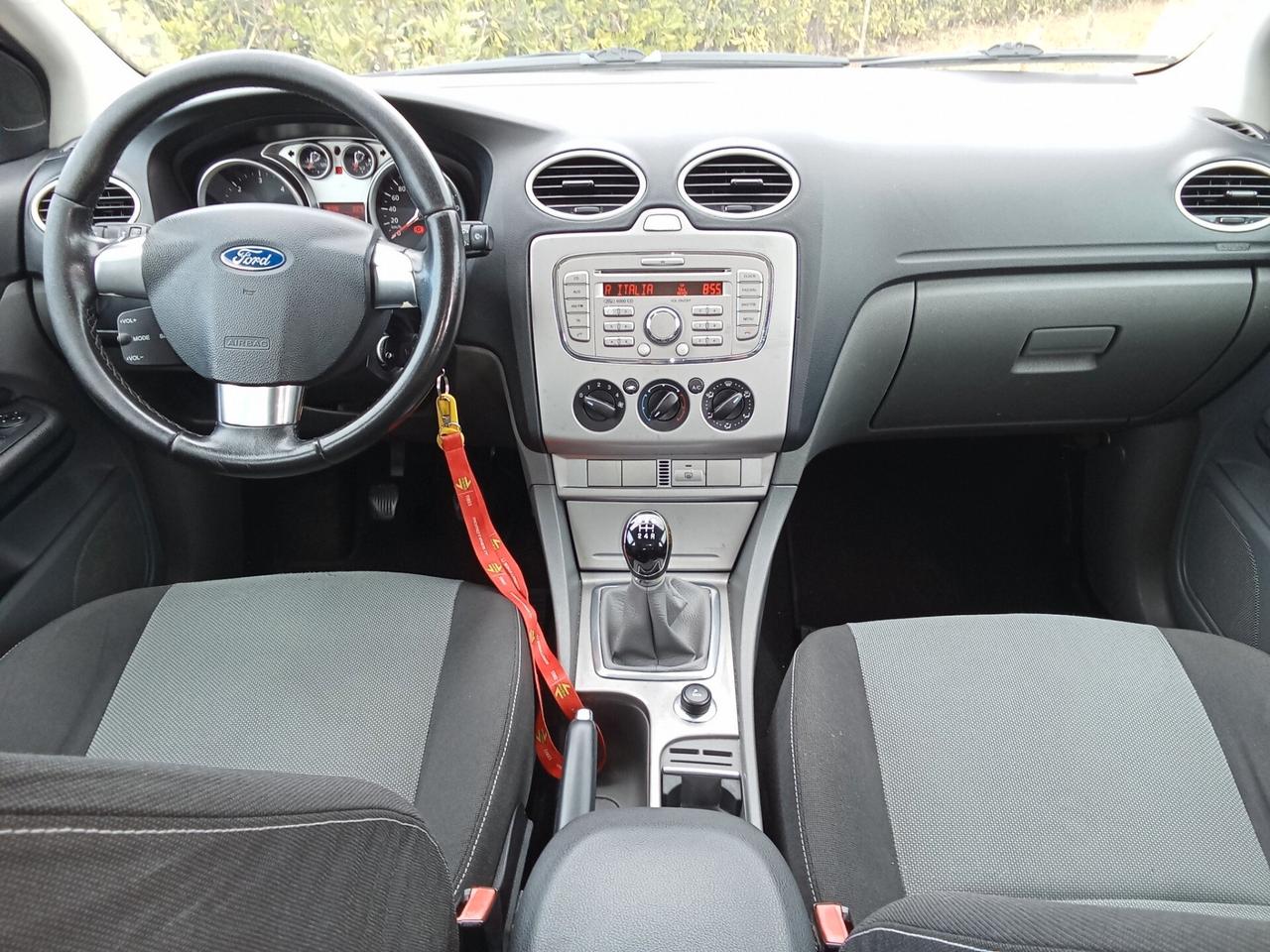 Ford Focus + SW 1.6 TDCI (90CV) RESTYLING