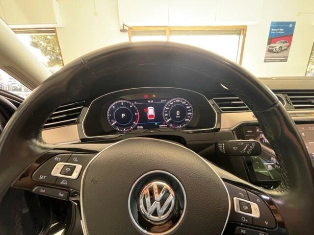 Volkswagen Passat Variant 2.0 TDI DSG Executive BlueMotion Tech.