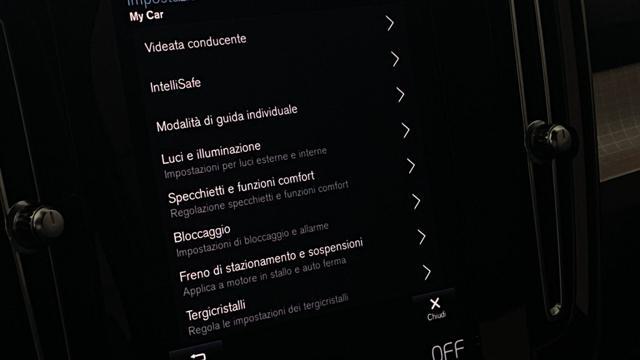 VOLVO XC40 T4 Recharge Plug-in Hybrid automatico Inscription