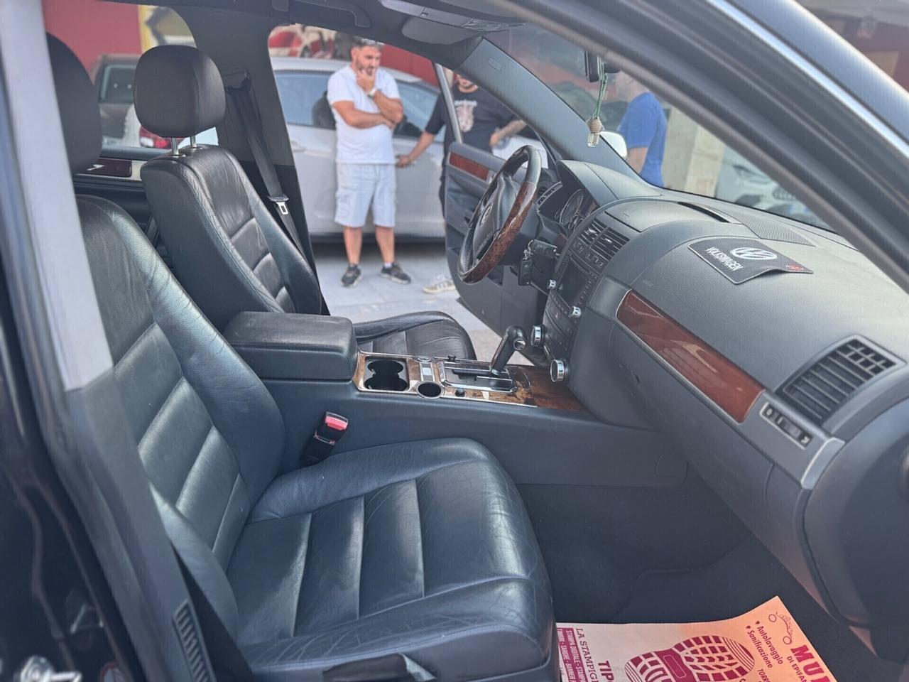 Volkswagen Touareg 2.5 R5 TDI automatico