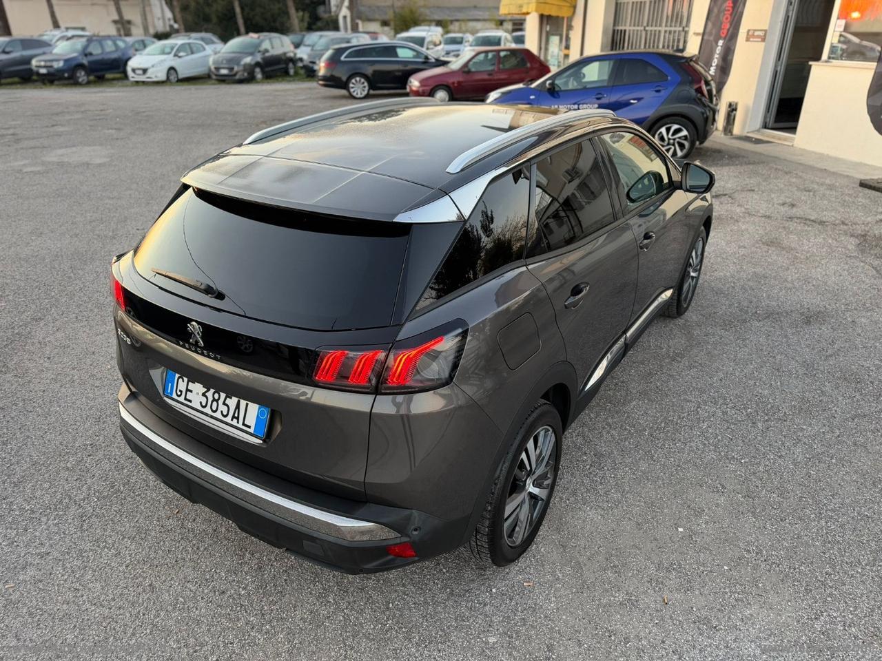 PEUGEOT 3008 BlueHDi 130 S&S Allure