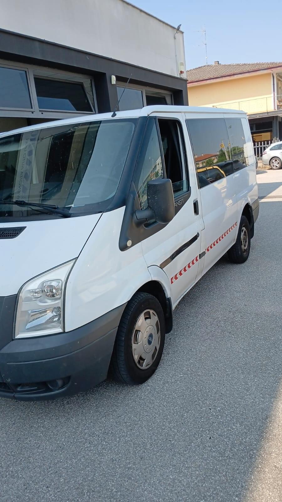 Ford Transit/Tourneo/Bus 2 PULMINI FORD TRANSIT Transit 300L 2.2 TDCi/100 PL-TM Combi