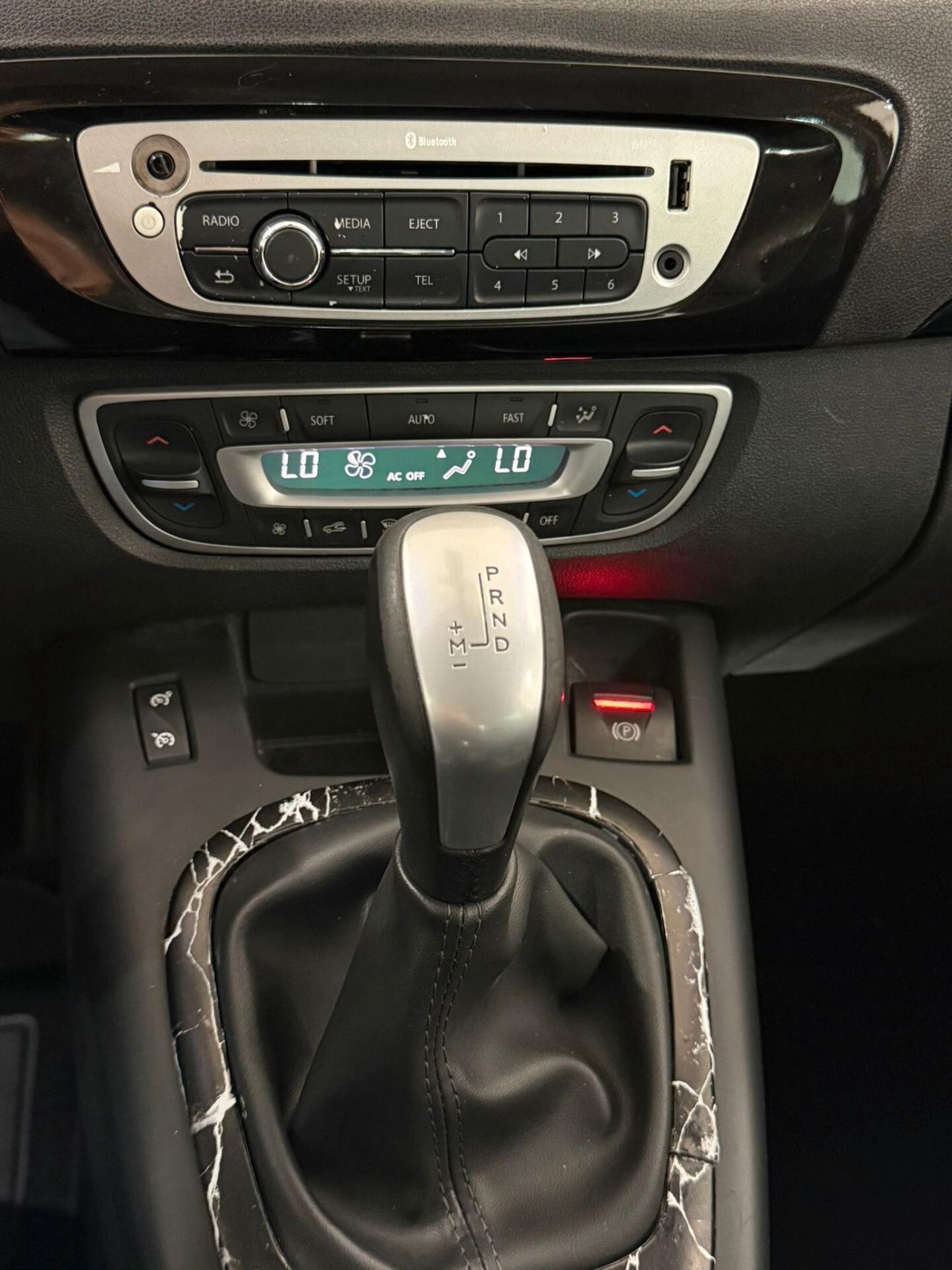 RENAULT SCENIC XMOD 1.5 dCi 110CV AUTOMATICA