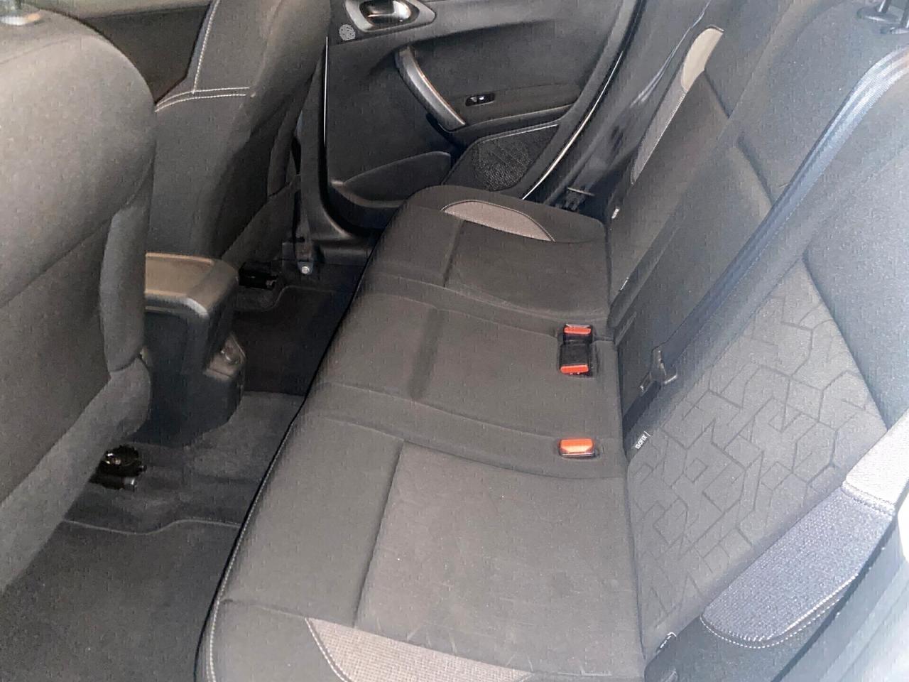 Peugeot 2008 BlueHDi 75 Active