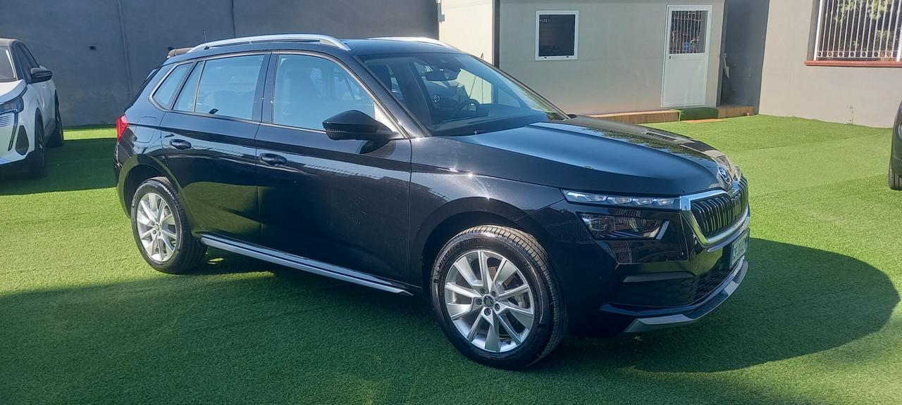 Skoda Karoq 1.5 TSI ACT DSG Style km 24 mila!!