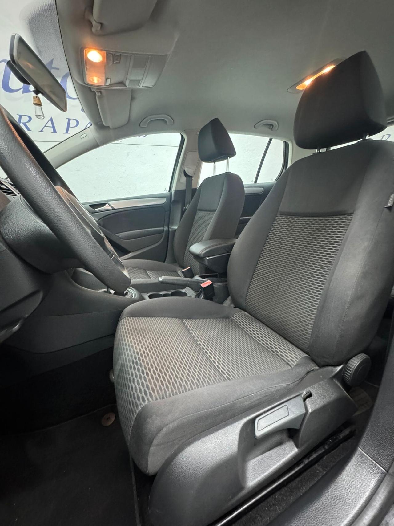 Volkswagen Golf Business 1.6 TDI 5p. Highline