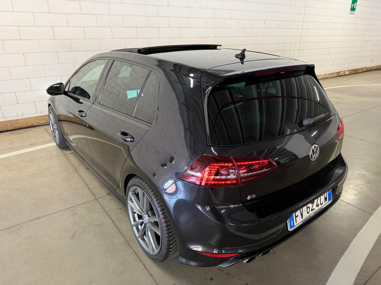 Volkswagen Golf R 2.0 5p.