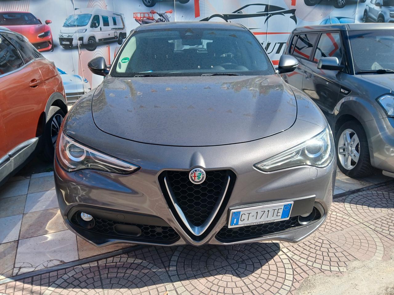 Alfa Romeo Stelvio 2.2 Turbodiesel 180 CV AT8 Q4 Business