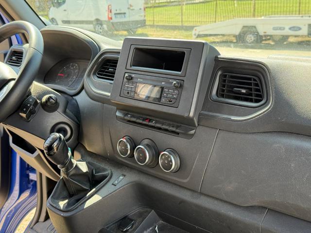 RENAULT Master T33 2.3 dCi 135 cv PASSO MEDIO