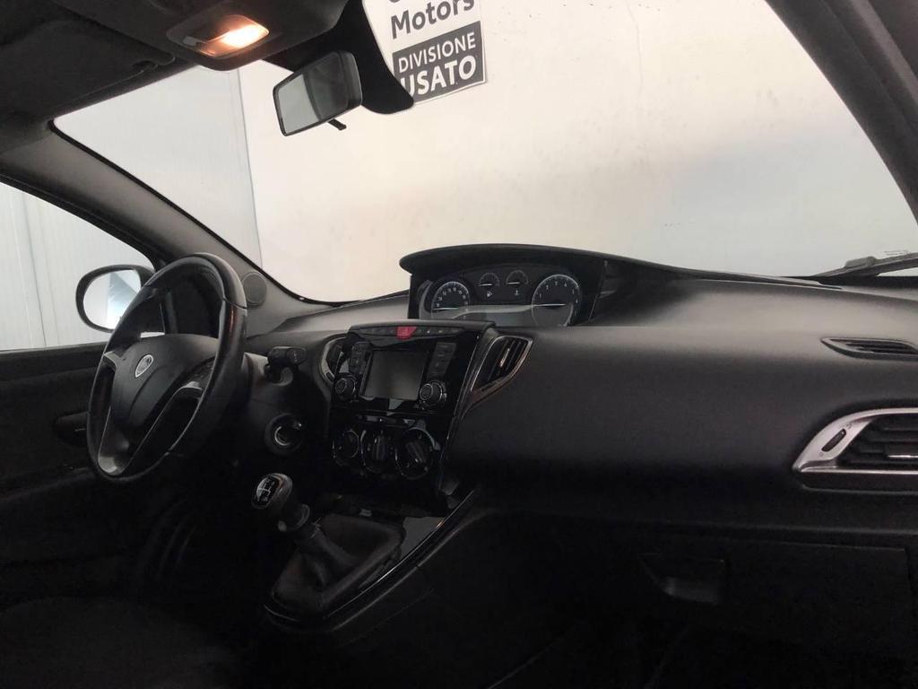 Lancia Ypsilon 5 Porte 1.2 Ecochic Gold