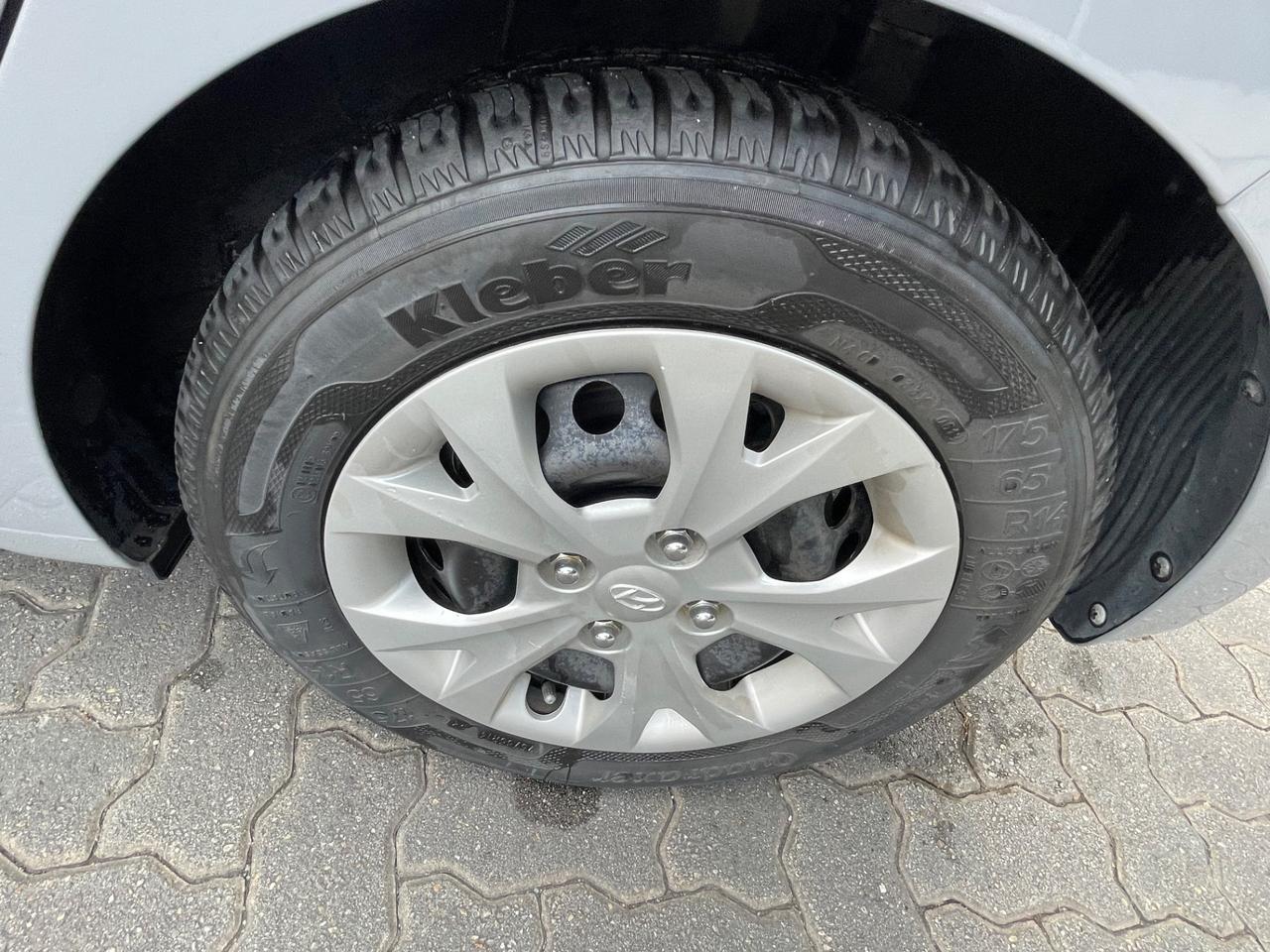 Hyundai i10 1.0 - SOLI 87..000 km PERFETTA