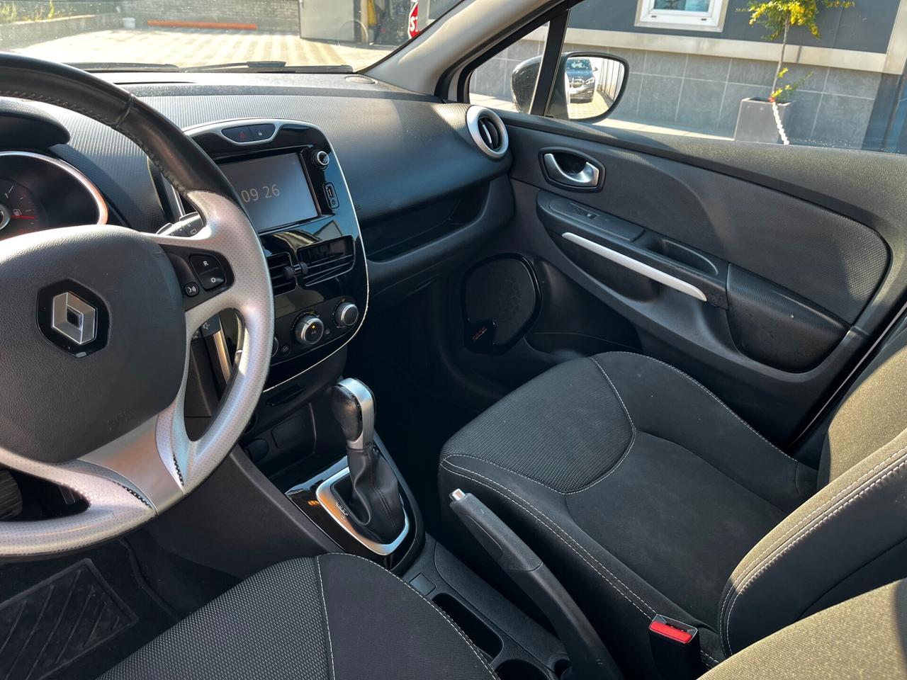 Renault Clio dCi 8V 90CV EDC Start&Stop 5 porte Energy Intens