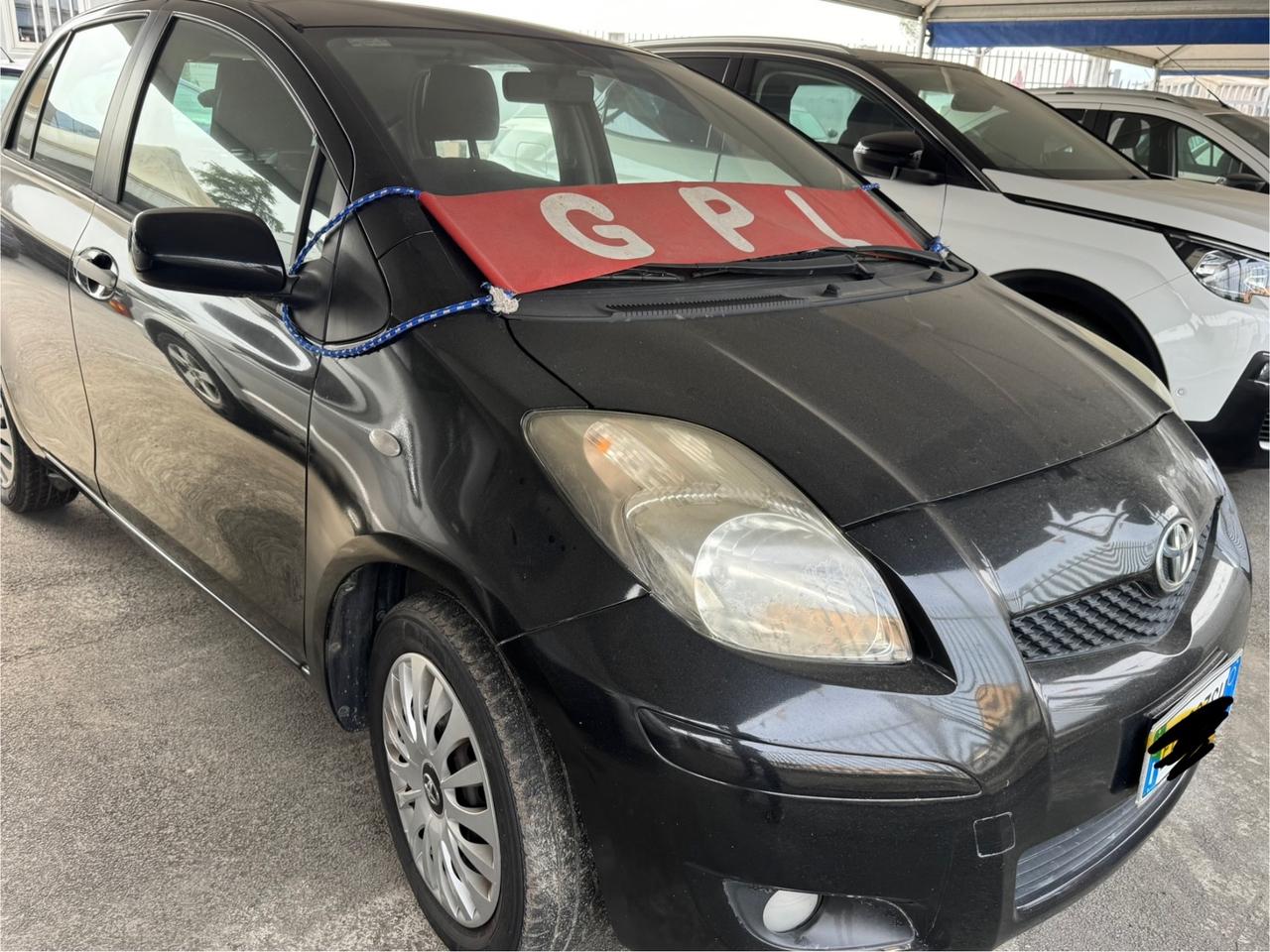 Toyota Yaris 1.0 5 porte Sol GPL