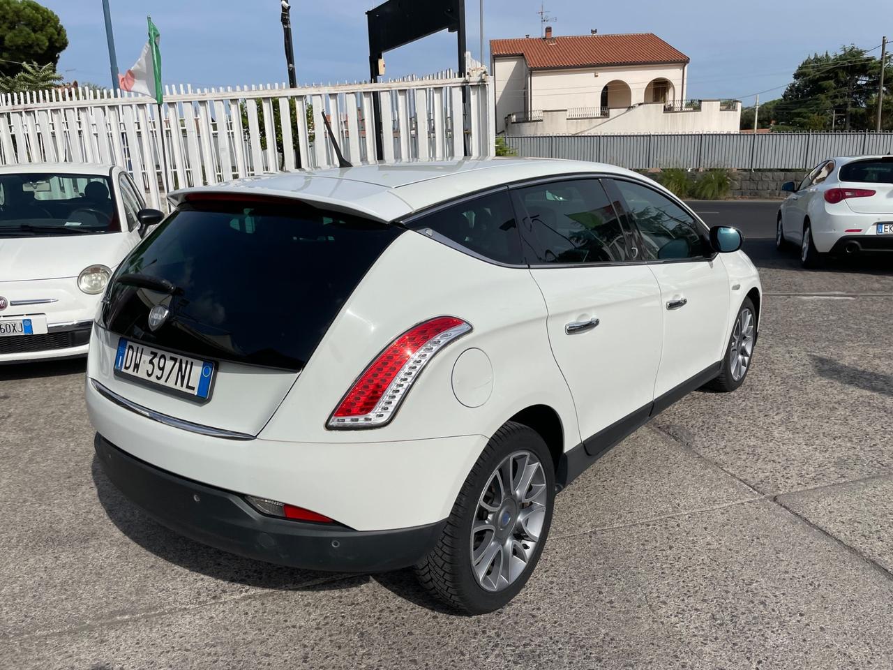 Lancia Delta 1.6 MJT DPF Platino
