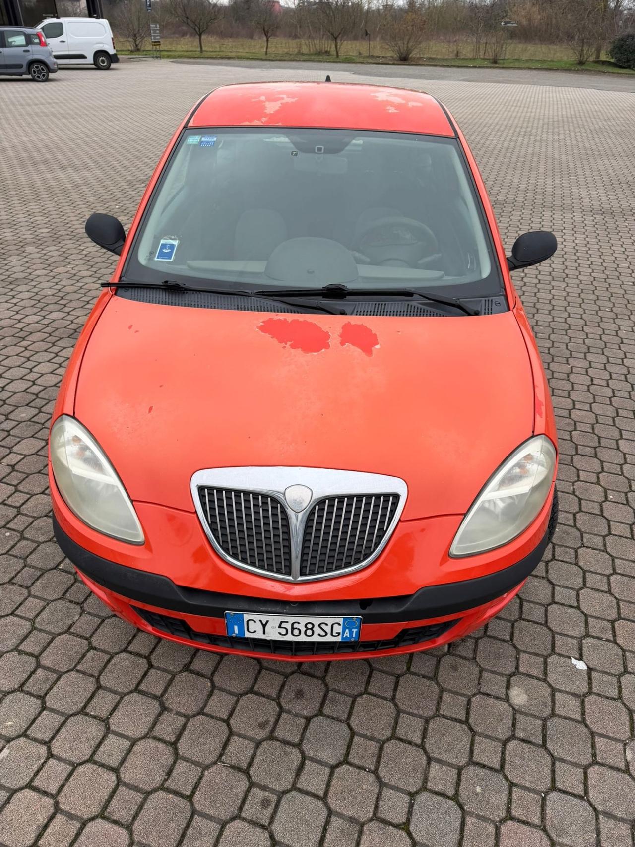 LANCIA YPSILON 1.2 BENZINA NEOPATENTATI