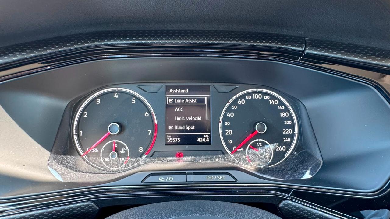Volkswagen T-Cross 1.0 TSI Style BMT pari al nuovo