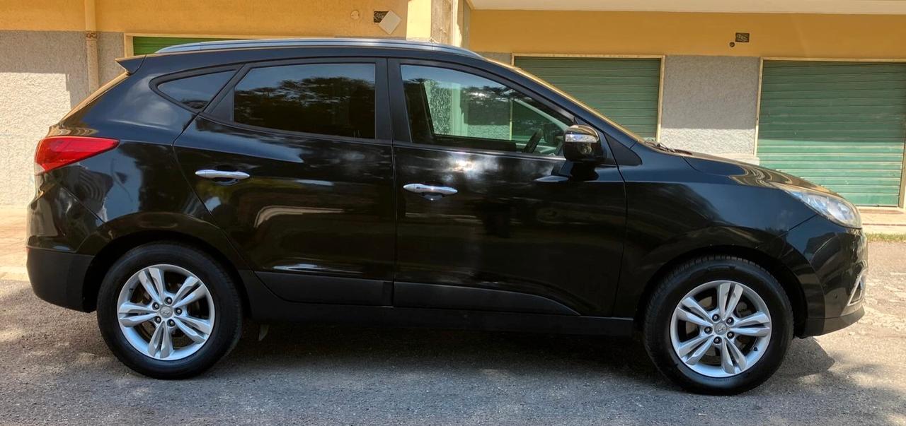 Hyundai iX35 1.7 CRDi 2WD Xpossible