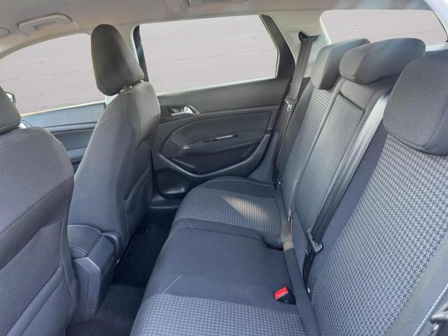PEUGEOT 308 BlueHDi 130 S&S EAT8 SW Business