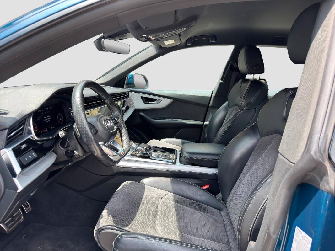 Audi Q8 45 TDI quattro tiptronic Sport 2020