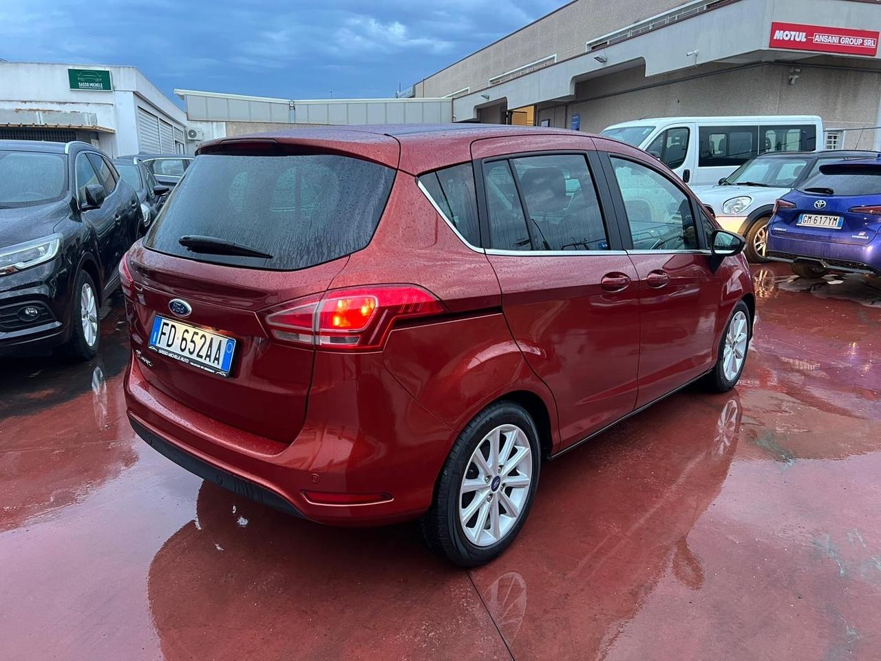Ford B-Max 1.5 TDCi 75 CV Titanium