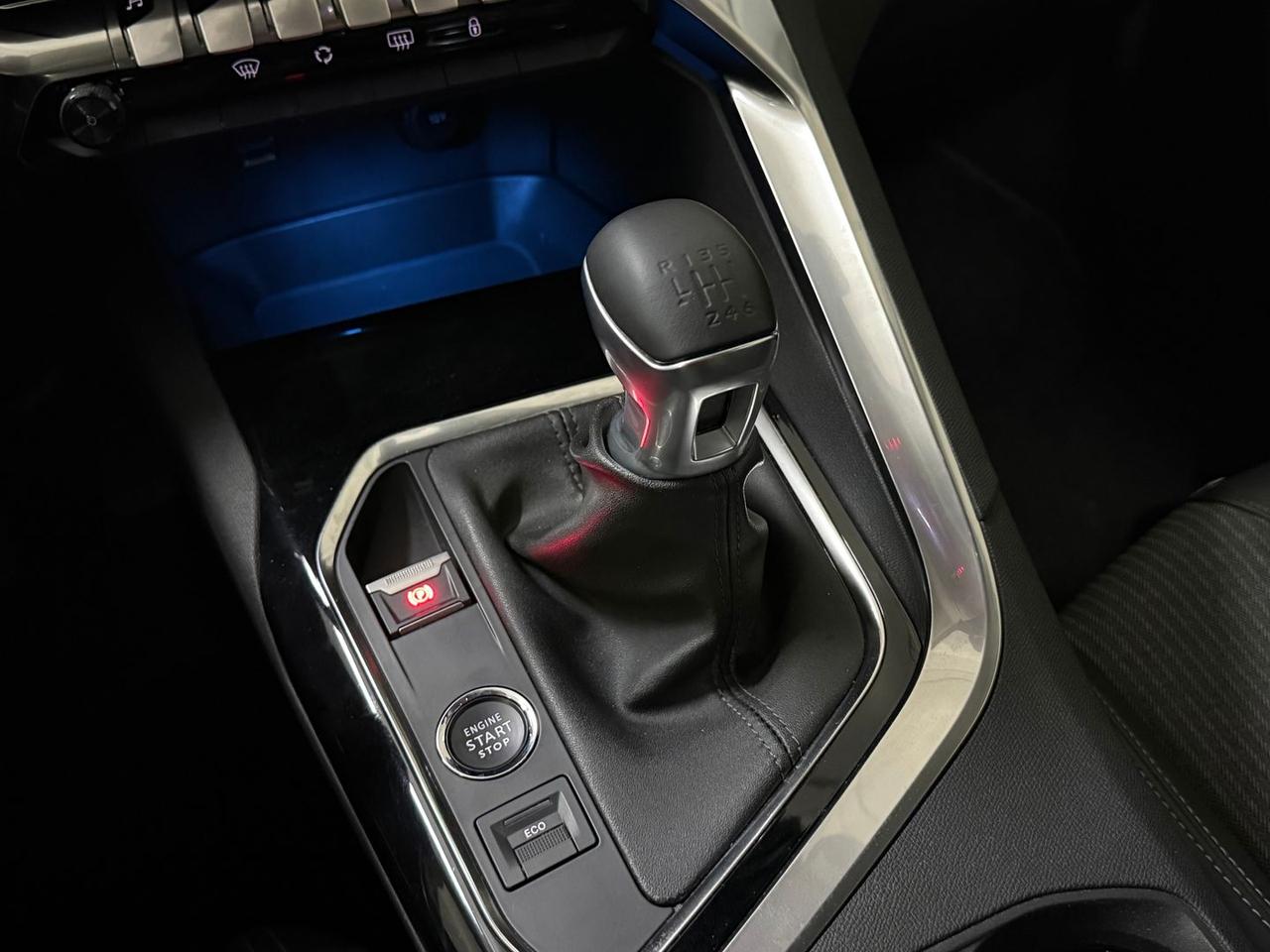 Peugeot 3008 Allure Pack 1.5 Blue HDI 130 #10227