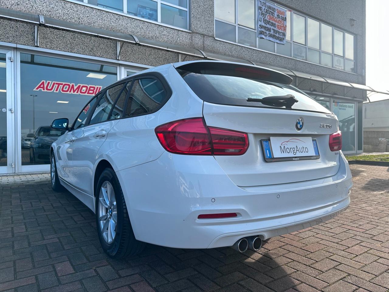 BMW 320d Touring xDrive AUTOMATICA! FARI FULL LED! EURO6b