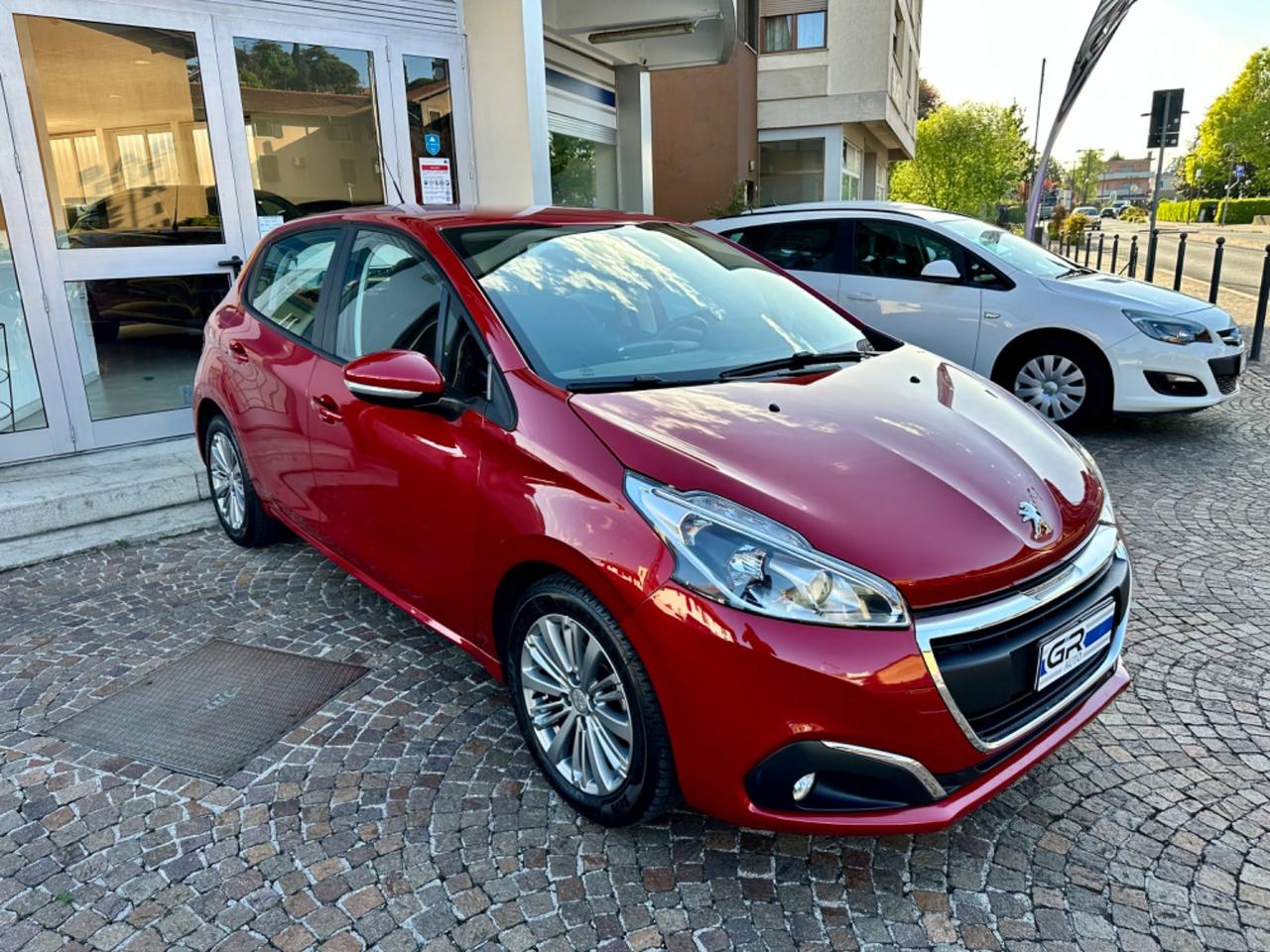 Peugeot 208 - 1.2Bz 82Cv 5P Allure - Neopatentati