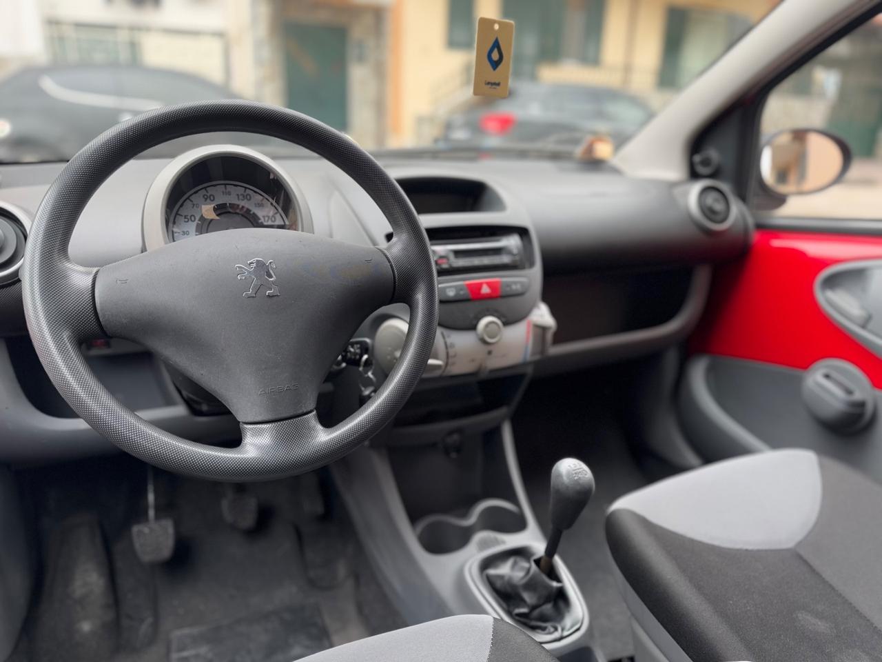 Peugeot 107 1.0 68CV 5p. Sweet Years