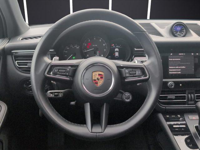 PORSCHE Macan 2.0