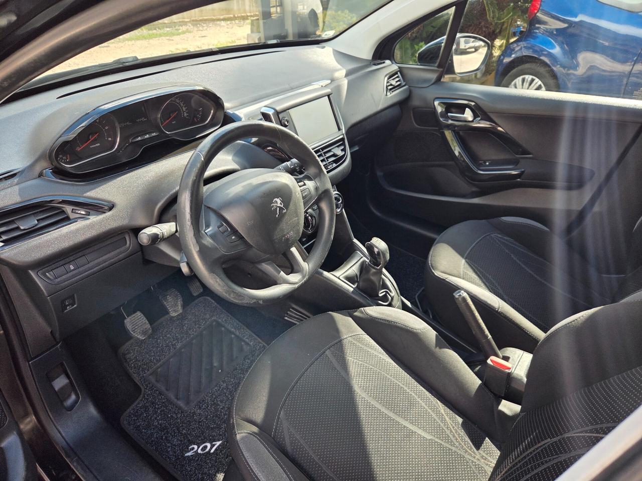 Peugeot 208 1.4 HDi 68 CV 5 porte Active