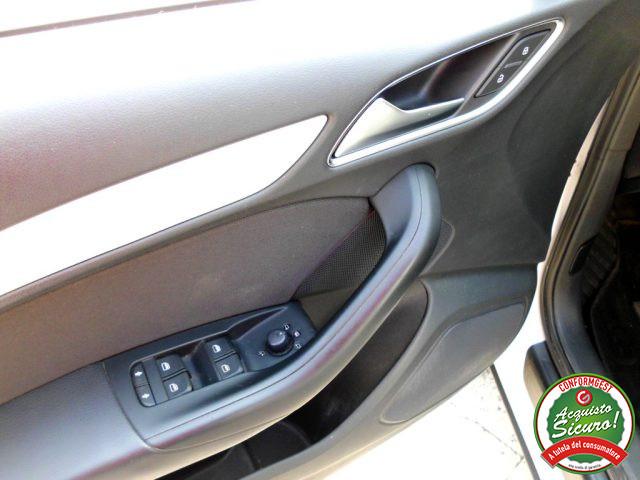 AUDI Q3 2.0 TDI 120 CV Business